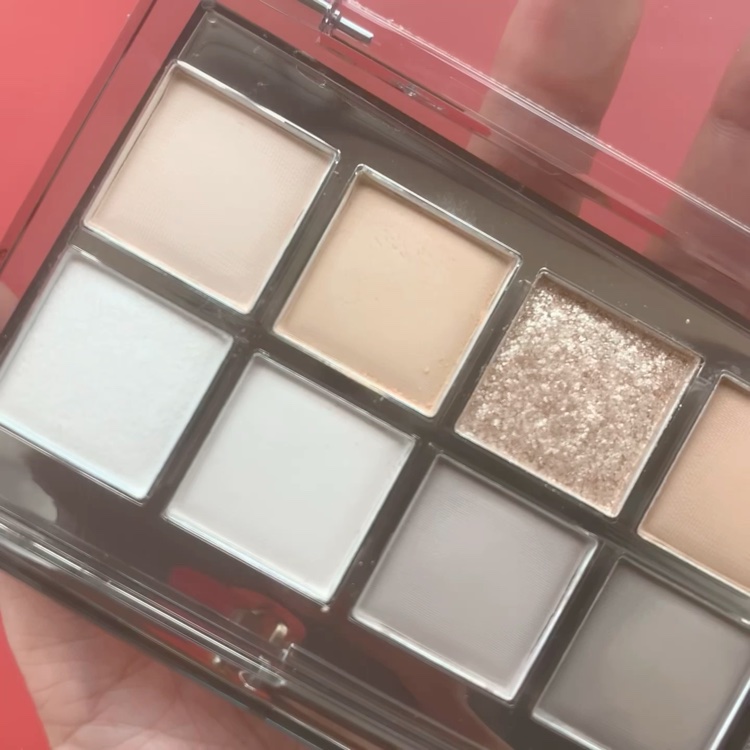 12 Shades Eyeshadow Palette/Joocyee/パウダーアイシャドウの動画クチコミ2つ目