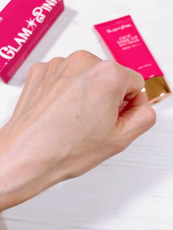 シカプラス トーンアップ サンスクリーン/Glam Pink/日焼け止めクリームを使ったクチコミ（3枚目）