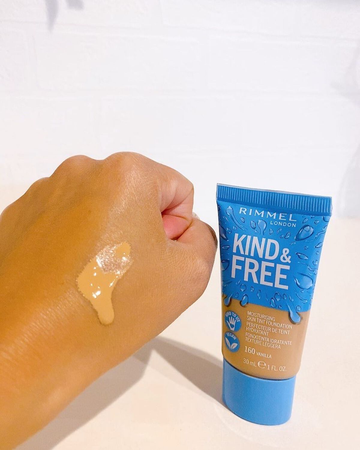 カインド&フリー プレストパウダー/リンメル ロンドン/プレストパウダーを使ったクチコミ（2枚目）