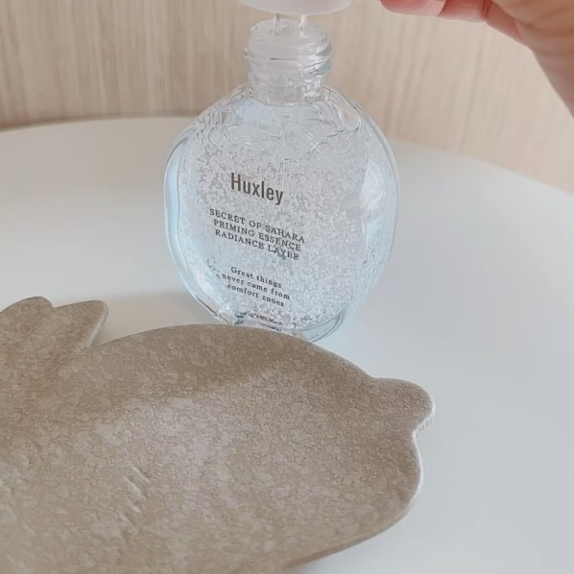 ハンドクリーム ; モロッカンガーデナー/Huxley/ハンドクリームの動画クチコミ4つ目