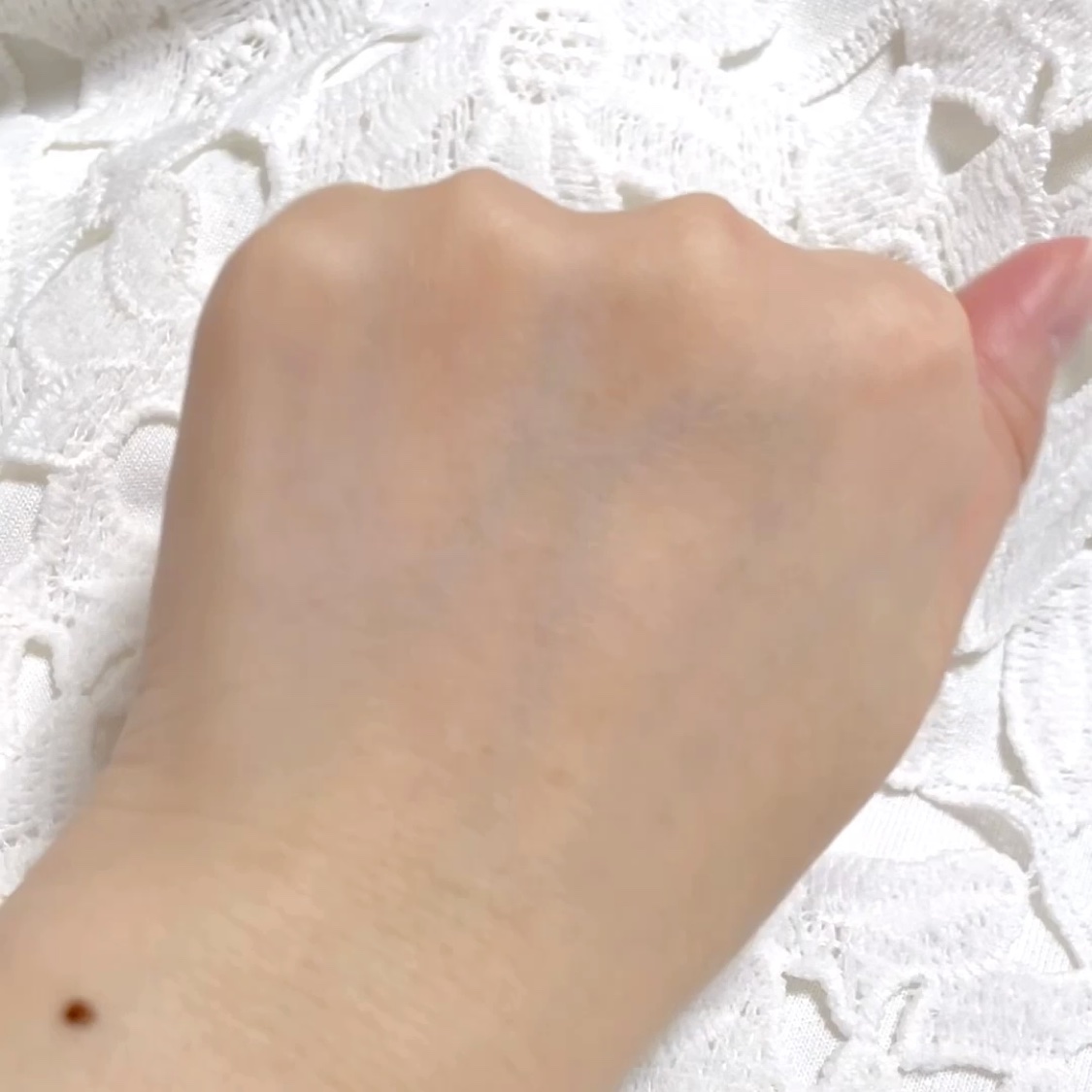 アクアインダーム導入エッセンスEX/ドクターシーラボⓇ/ブースター・導入液の動画クチコミ3つ目