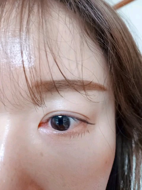 チークブラッシュ/CEZANNE/パウダーチークの人気ショート動画