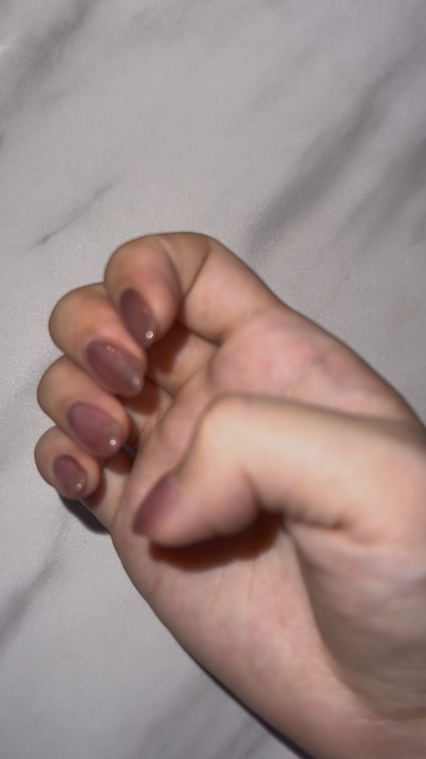 NEW NAIL💅★*

今回はマグネットネイル🧲💅

ピンク～パープルの
落ち着いたカラーで良き👍

マグネットはワンカラーでも
ちょい派手でお洒落な雰囲気になるからおすすめ✨

#ネイル #ネイルデザイン #ネイルカラー #マグ