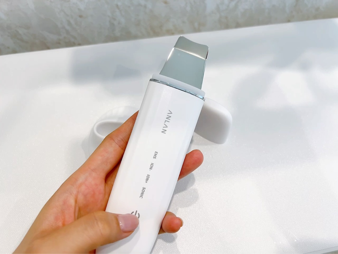 ロイヤル ウォーターピーリング IPX7完全防水/ANLAN/美顔器・マッサージを使ったクチコミ（2枚目）