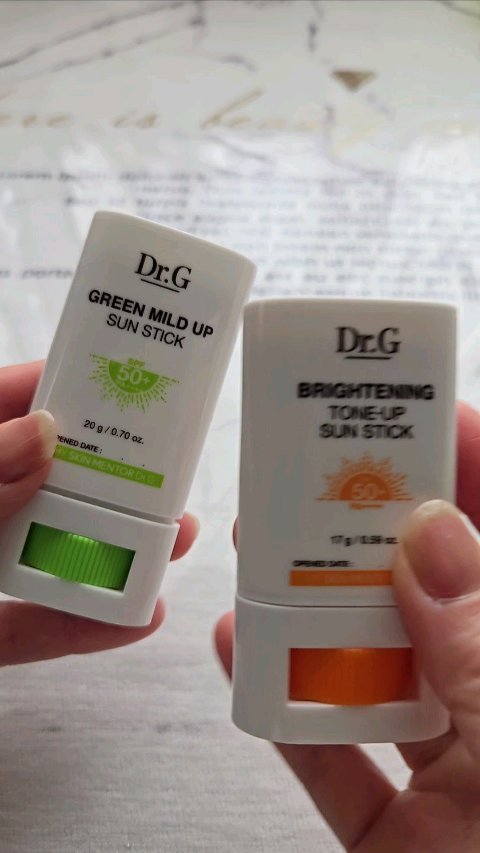 ブライトニングアップサンスティック SPF50+ PA++++/Dr.G/日焼け止めスティックを使ったクチコミ（1枚目）