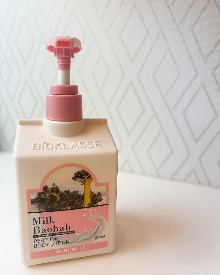 ミルクバオバブ パフュームボディローション ホワイトムスク/ミルクバオバブ/ボディローションを使ったクチコミ（3枚目）