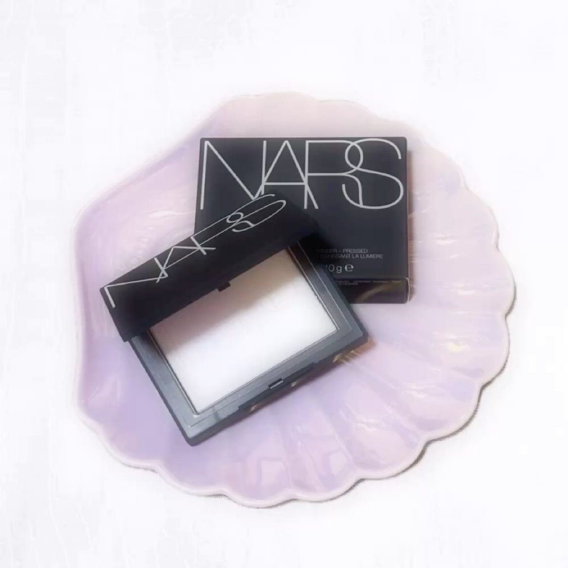 ライトリフレクティング プリズマティックパウダー/NARS/プレストパウダーを使ったクチコミ（1枚目）