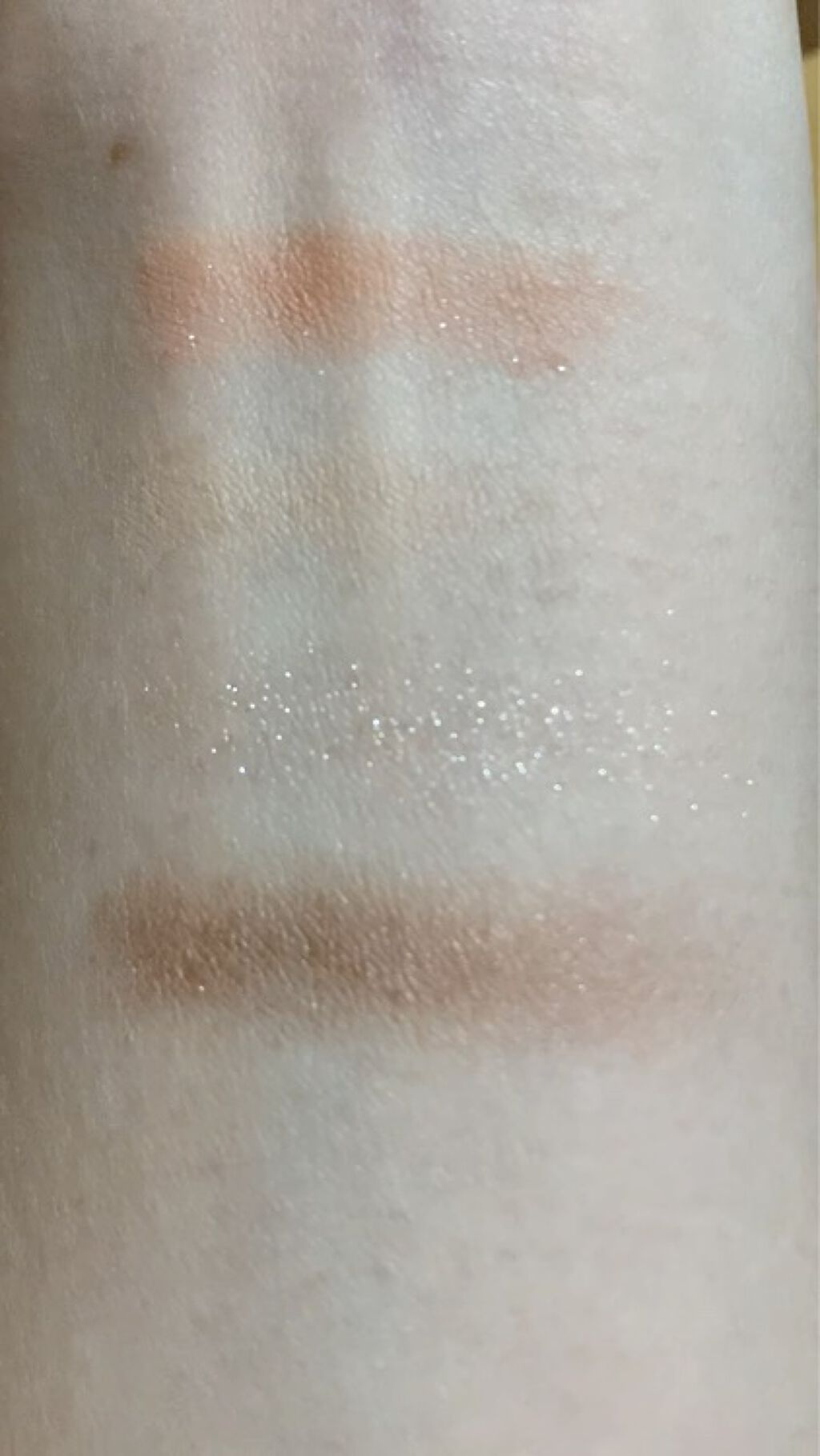 VAST NEBULA 4COLOR EYESHADOW PALETTE/HEXZE（ヘックスゼ）/アイシャドウパレットを使ったクチコミ（2枚目）