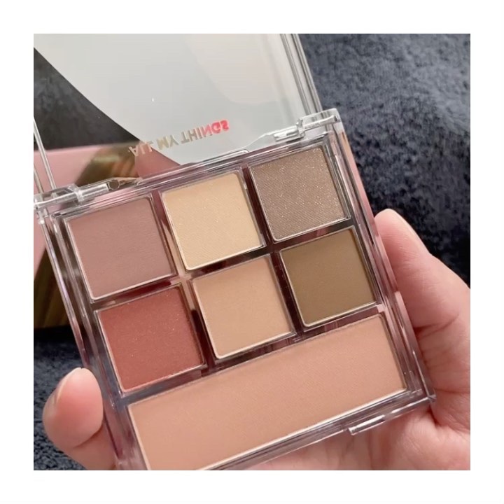 女神降臨 エディション グリッター リップティント アイシャドウセット/all my things/メイクアップキットを使ったクチコミ（3枚目）