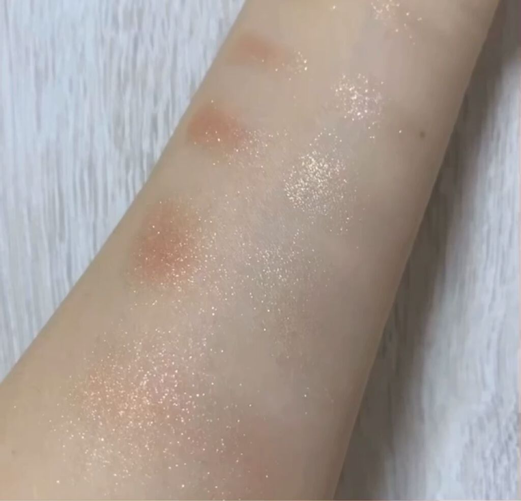 ＜ヴェールブリーズコレクション＞ルックアット マイアイシリーズ/ETUDE/単色アイシャドウの動画クチコミ5つ目