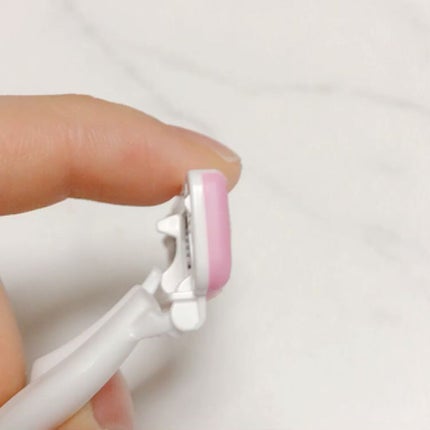 ボディ用カミソリ(6枚刃)/DAISO/シェーバーを使ったクチコミ(4枚目)