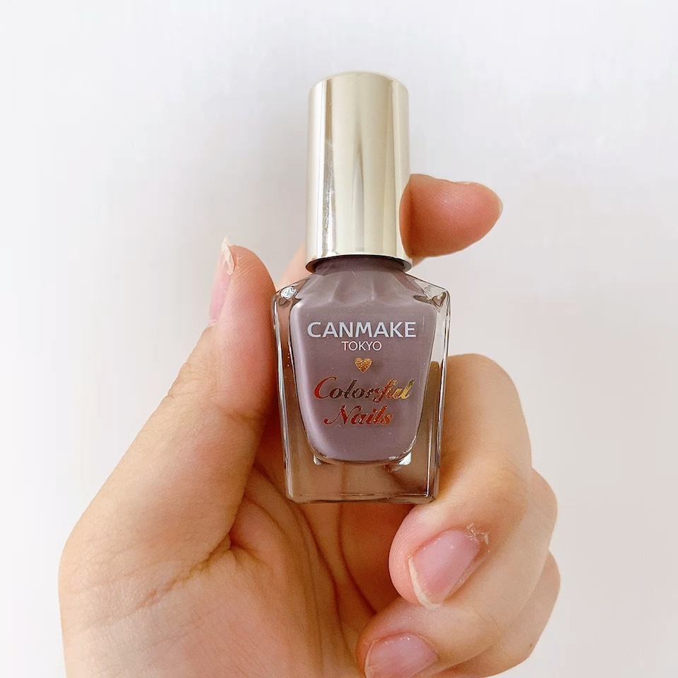 カラフルネイルズ/キャンメイク/マニキュアの動画クチコミ3つ目