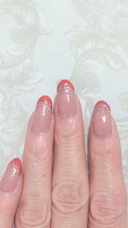 カラフルネイルズ/キャンメイク/マニキュアの人気ショート動画