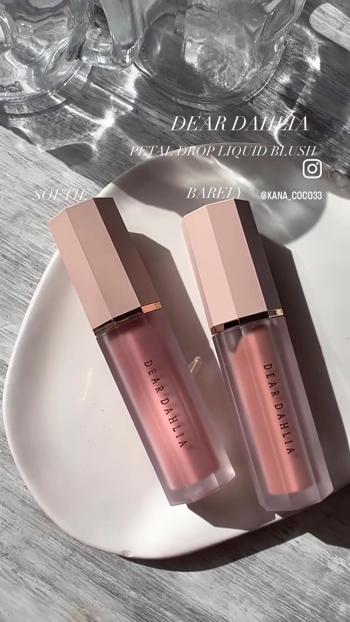 ペタルドロップリキッドブラッシャー/DEAR DAHLIA/リキッドチークの人気ショート動画