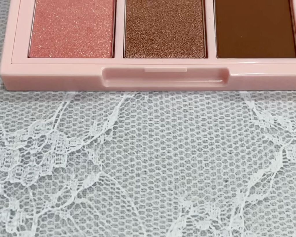 ムードチートキット/lilybyred/マルチパレットの動画クチコミ3つ目