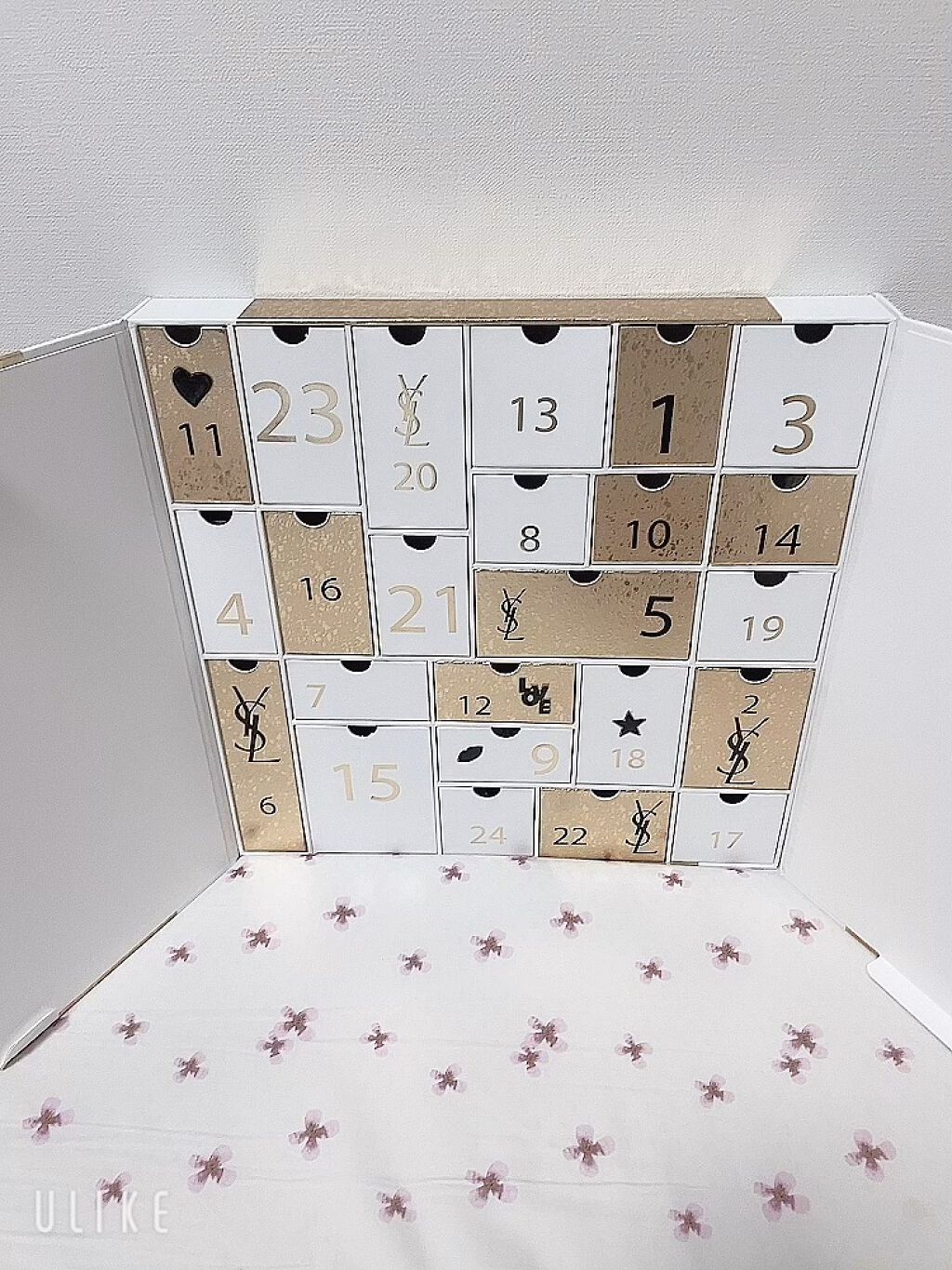 ノエル アドベント カレンダー /YVES SAINT LAURENT BEAUTE/メイクアップキットを使ったクチコミ（1枚目）