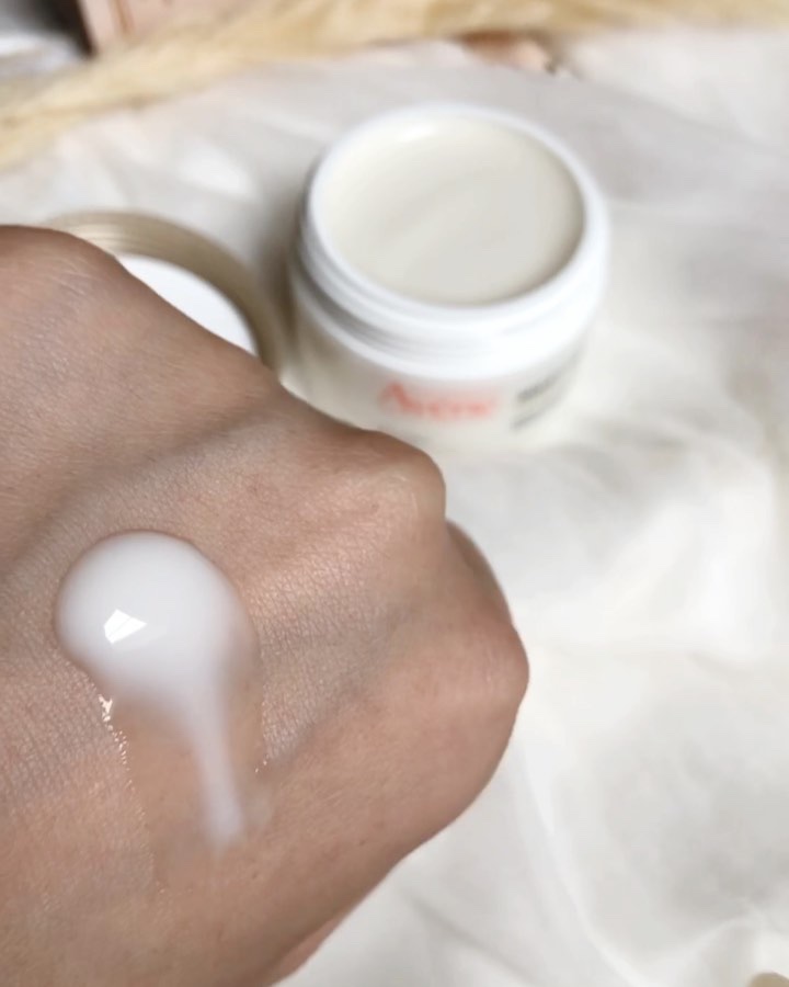 ミルキージェル エンリッチ LF/アベンヌ/フェイスクリームを使ったクチコミ（3枚目）