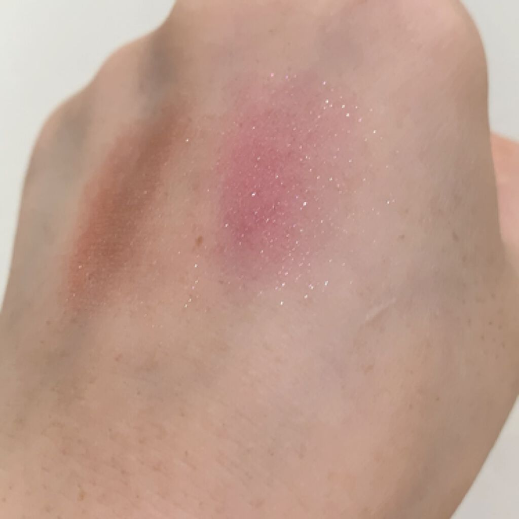 トーン タッチ アイズ/SUQQU/単色アイシャドウの動画クチコミ5つ目