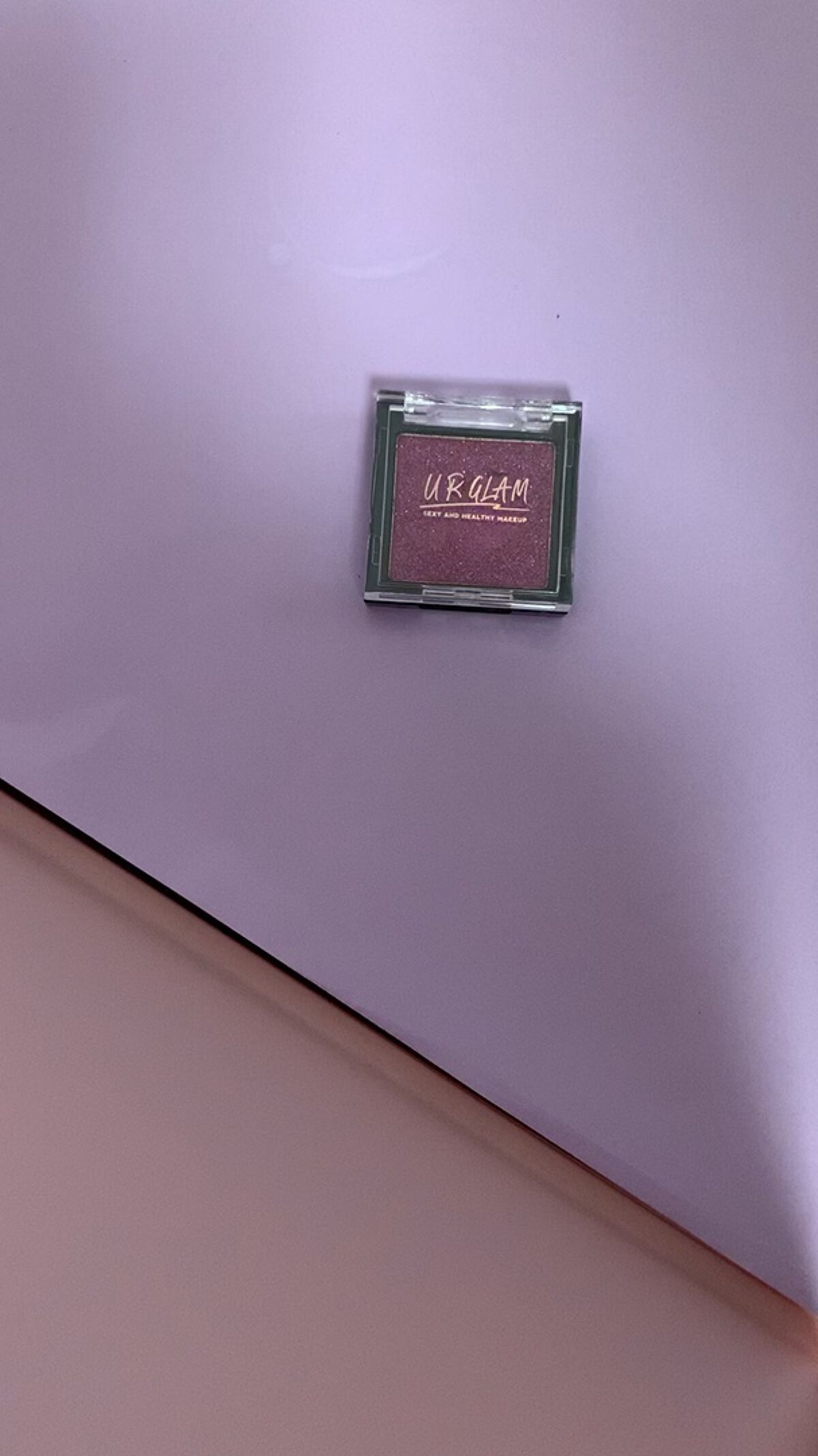 UR GLAM　POWDER EYESHADOW/U R GLAM/単色アイシャドウの動画クチコミ1つ目