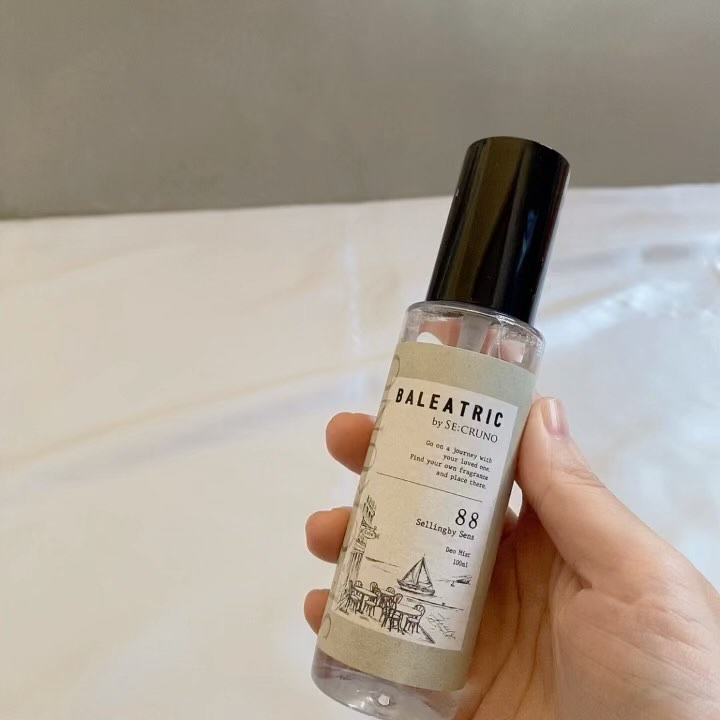 デオミスト マイグレイトシーラス571/BALEATRIC by SE:CRUNO/ファブリックミストの動画クチコミ2つ目