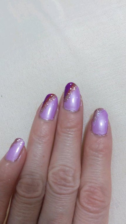 カラフルネイルズ/キャンメイク/マニキュアの人気ショート動画