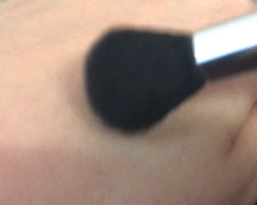 メイクブラシ/キャンドゥ/メイクブラシの動画クチコミ1つ目