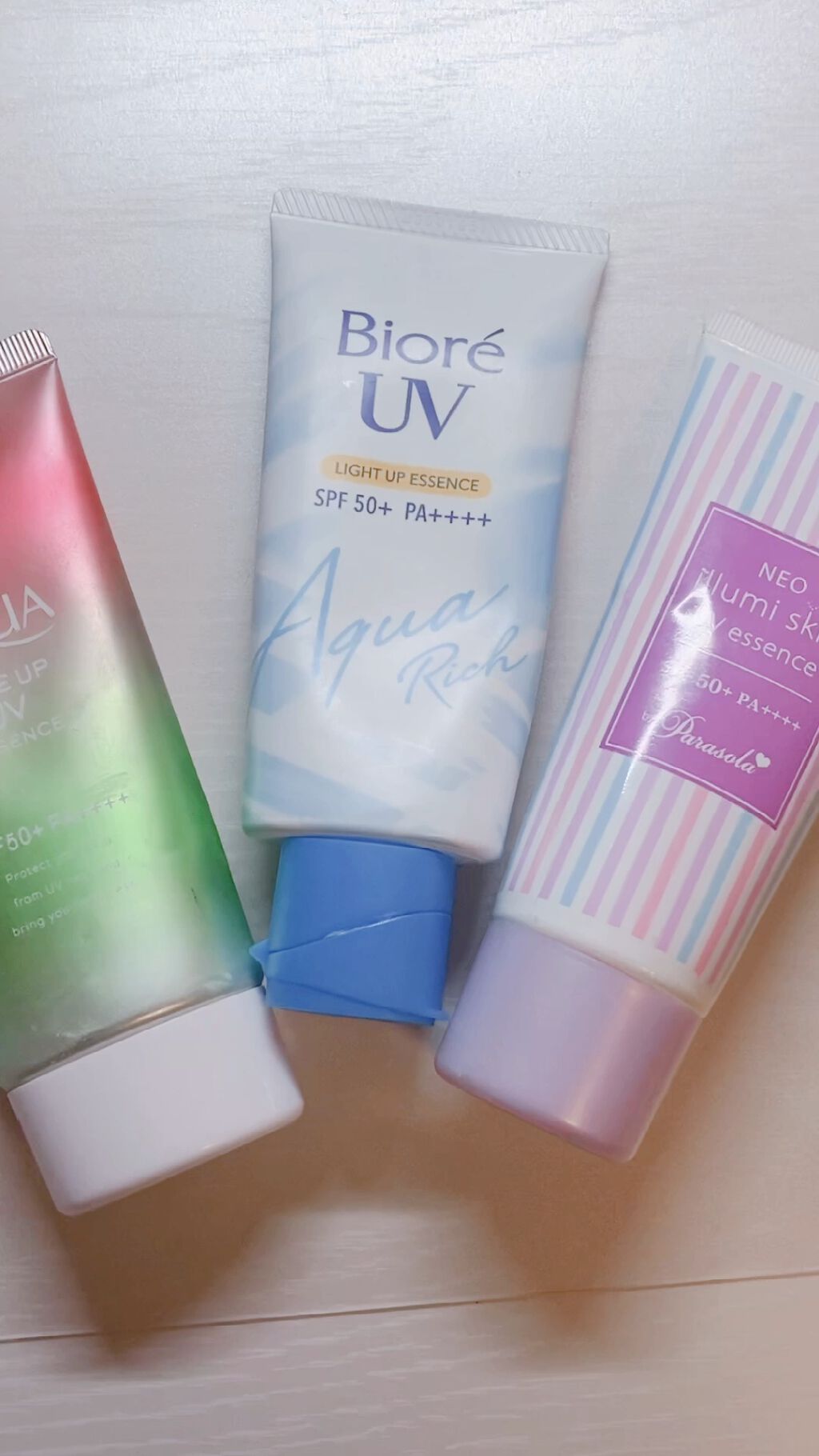 パラソーラ ネオイルミスキン UV エッセンス LV 【ネオイルミ ラベンダー】/パラソーラ/日焼け止め・UVケアの人気ショート動画