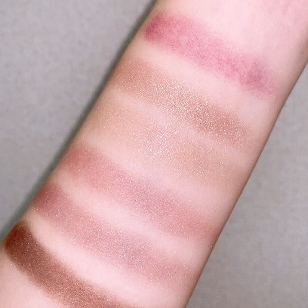 コンパクトアディクション リミテッドエディション オーロライルミネーション/ADDICTION/アイシャドウパレットの動画クチコミ5つ目