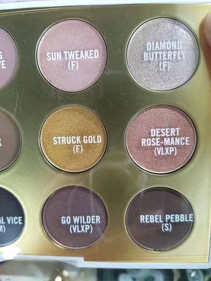 スモールアイシャドウ×12/M・A・C/アイシャドウパレットを使ったクチコミ(2枚目)