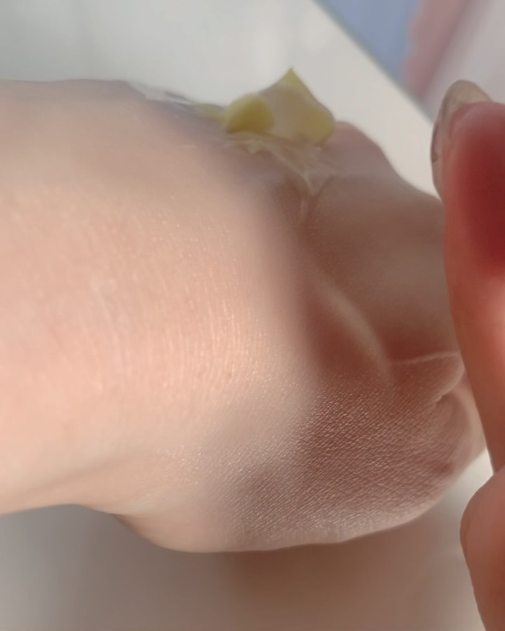 メラジュランナイアシン15トーニングセラム/MEDITHERAPY/美容液を使ったクチコミ（2枚目）