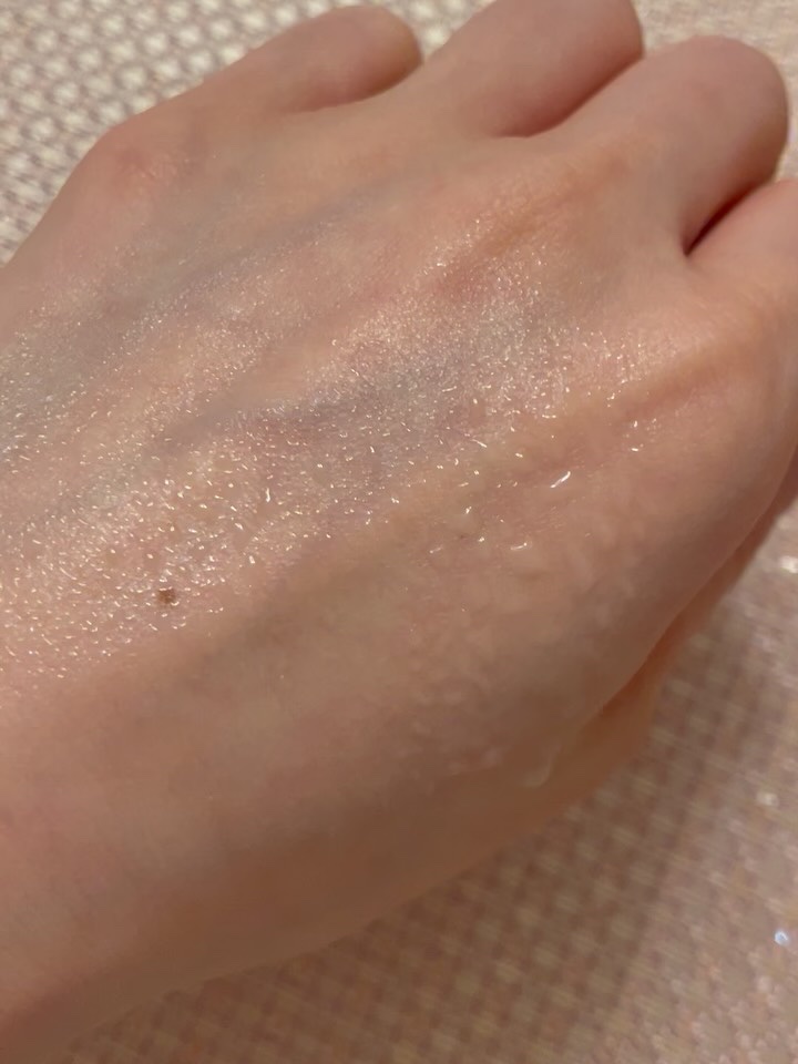 ホワイトトリュフファーストアロマティックスプレーセラム/ダルバ/ミスト状化粧水を使ったクチコミ（2枚目）