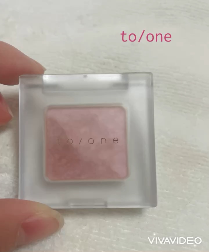 トーン ペタル アイシャドウ/to/one/アイシャドウパレットを使ったクチコミ（1枚目）