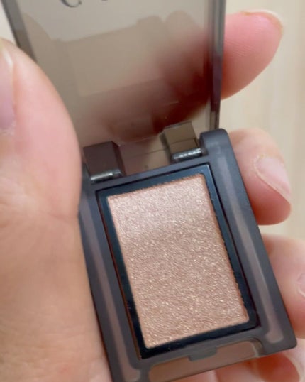 セルヴォーク ヴォランタリー アイズ/Celvoke/単色アイシャドウを使ったクチコミ(3枚目)