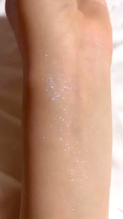 フィー グリッツストーンハイライター/fwee/パウダーハイライトを使ったクチコミ(4枚目)