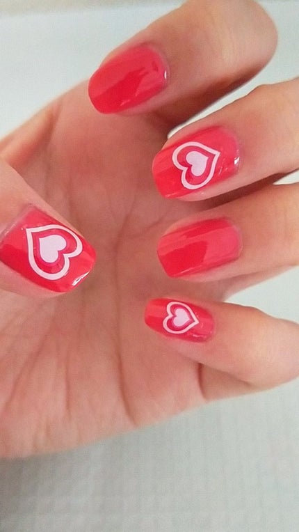 カラフルネイルズ/キャンメイク/マニキュアの人気ショート動画