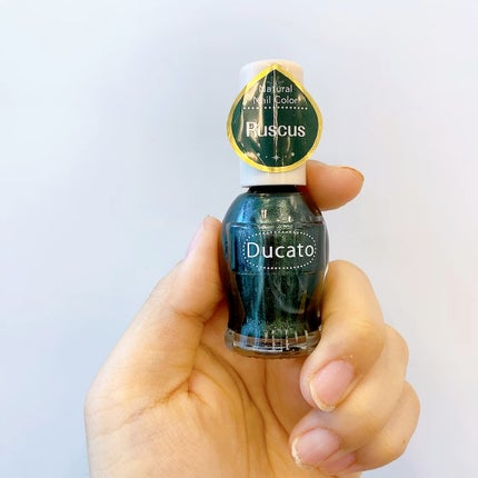 ナチュラルネイルカラーN/デュカート/マニキュアの人気ショート動画