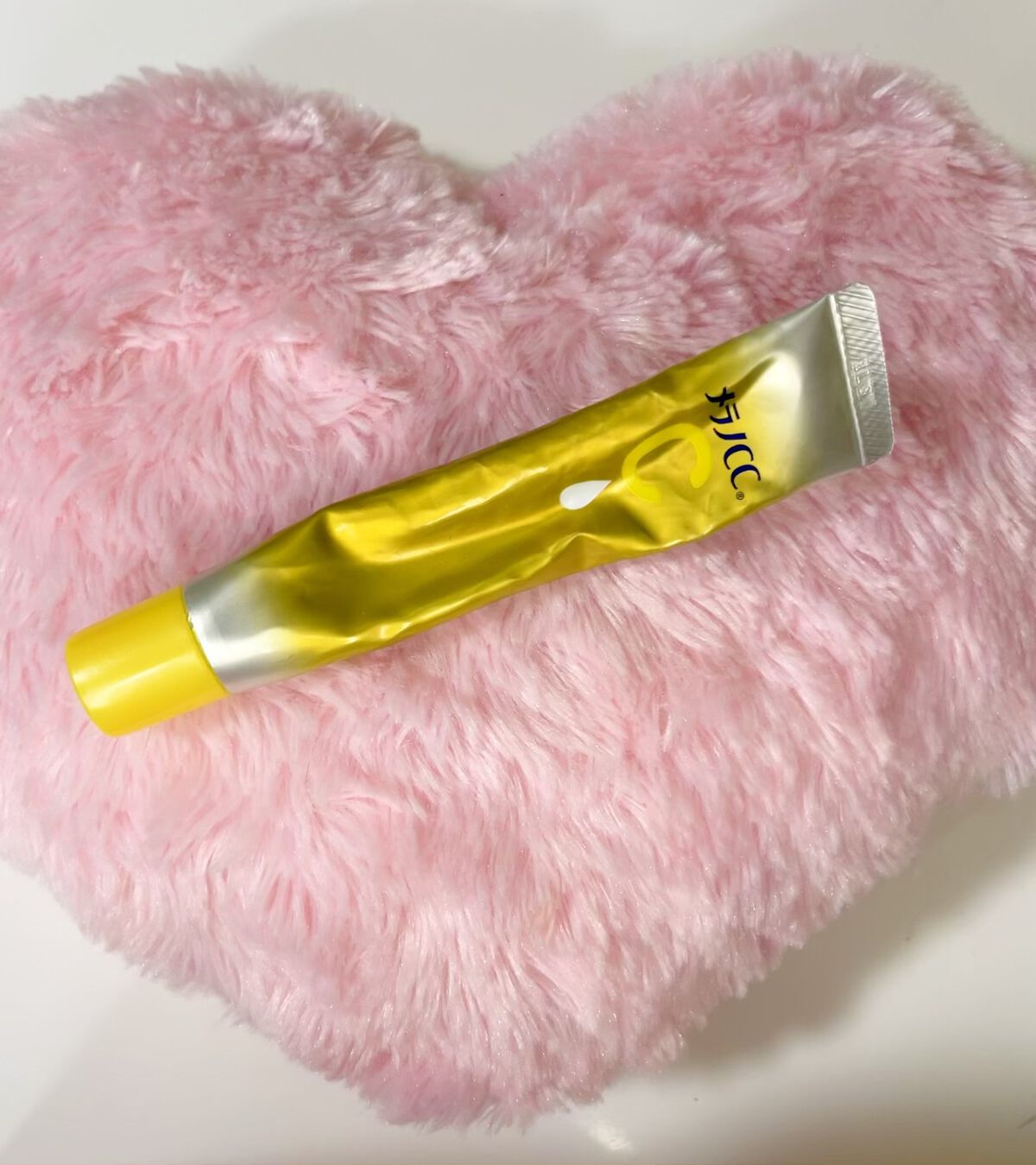 薬用しみ集中対策 プレミアム美容液/メラノCC/美容液の人気ショート動画