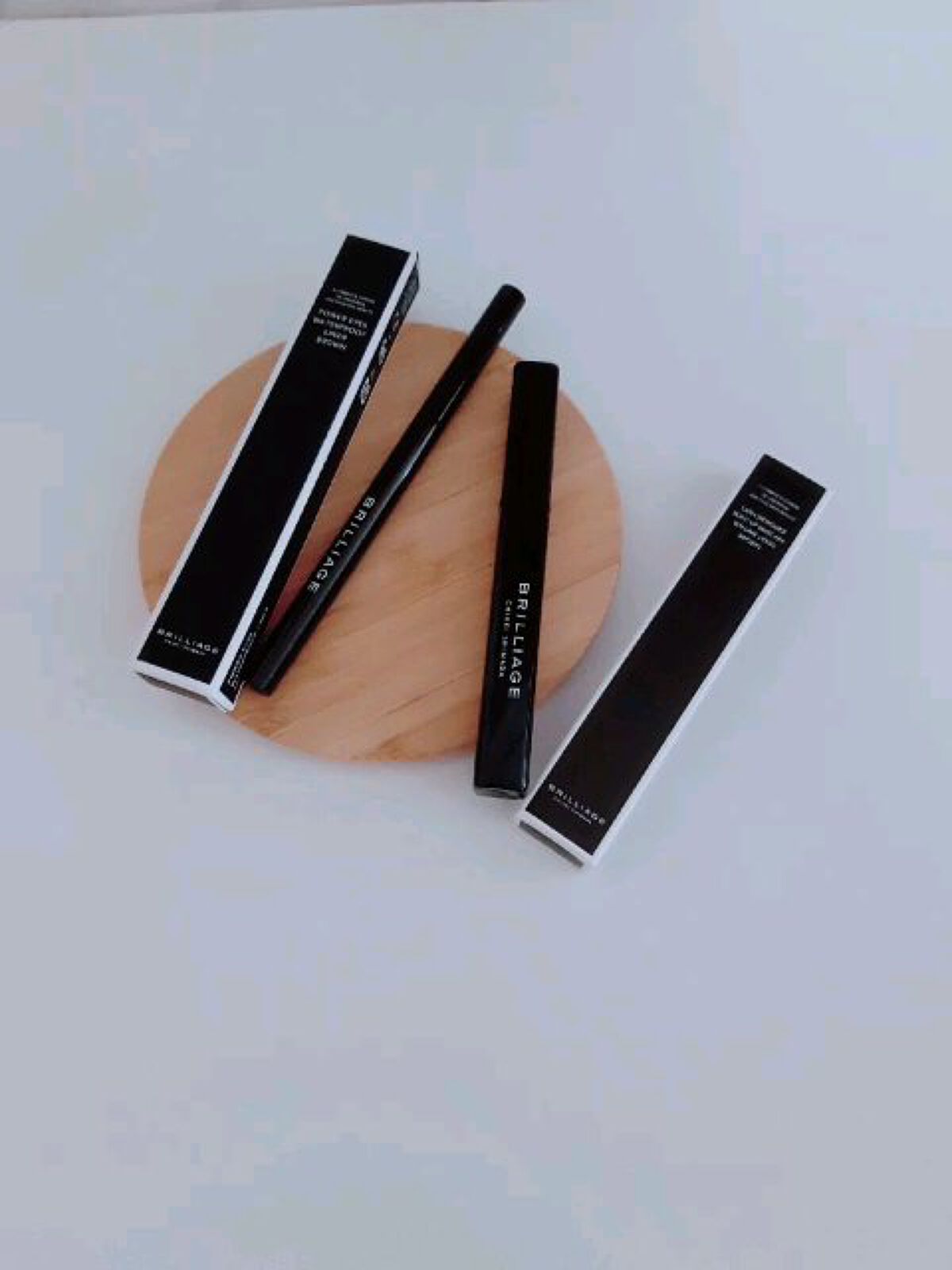 パワーアイズ ウォータープルーフライナー/ブリリアージュ/ペンシルアイライナーの人気ショート動画