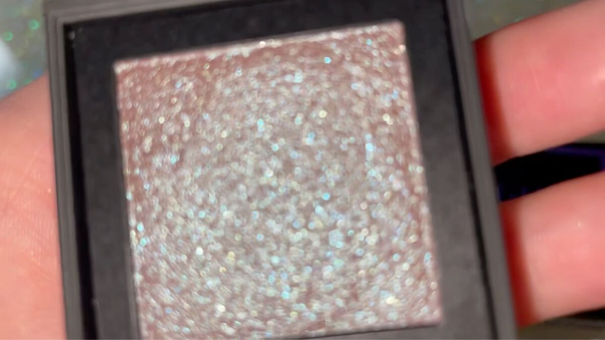 ブライトフューチャーボックス/KANEBO/単色アイシャドウを使ったクチコミ（3枚目）