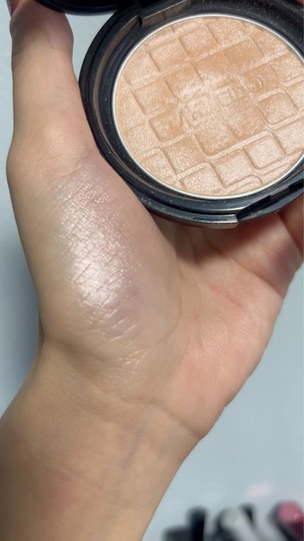 オーラデュウ プリズム イルミネーター/SHISEIDOザ・メーキャップ/プレストパウダーを使ったクチコミ(9枚目)