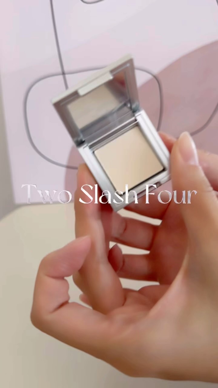 グレイズリップチェンジャー/TWO SLASH FOUR/口紅の人気ショート動画