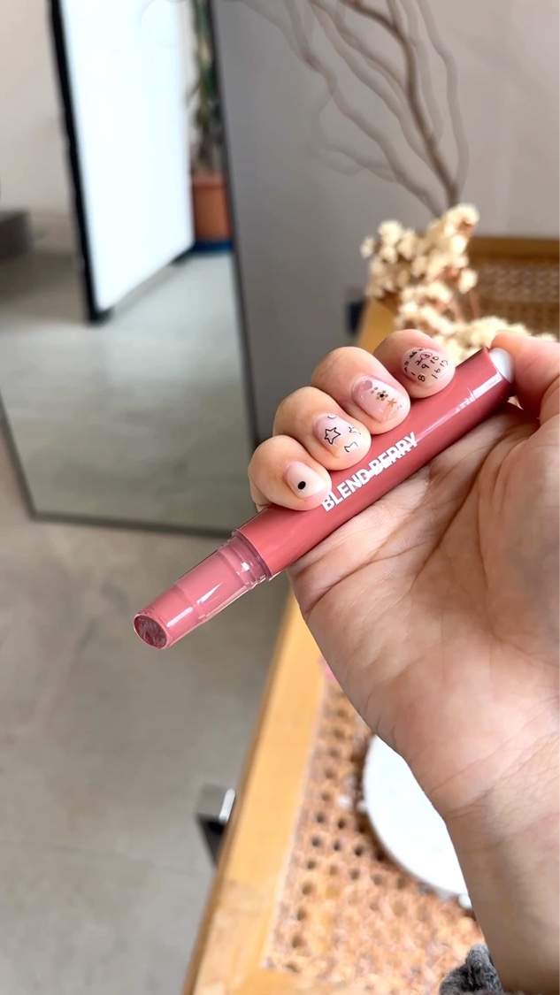 ブレンドベリー リップバルーン/BLEND BERRY/口紅の動画クチコミ2つ目