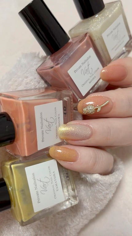 ヴェイル オリジナルネイルカラー/Vart/マニキュアの人気ショート動画