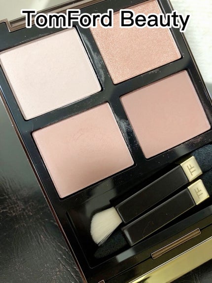 アイ カラー クォード/TOM FORD BEAUTY/アイシャドウパレットの人気ショート動画