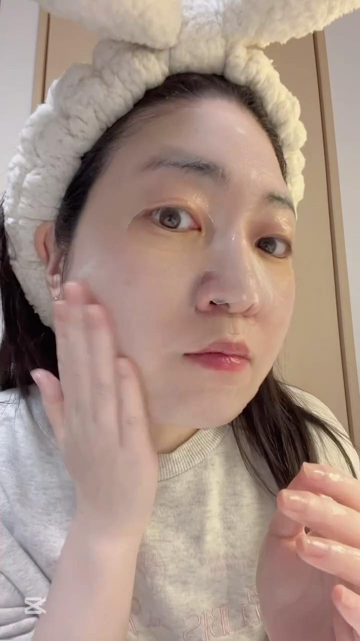 3番 ブルーバイオレチノール3D毛穴アンプル/numbuzin/美容液の人気ショート動画