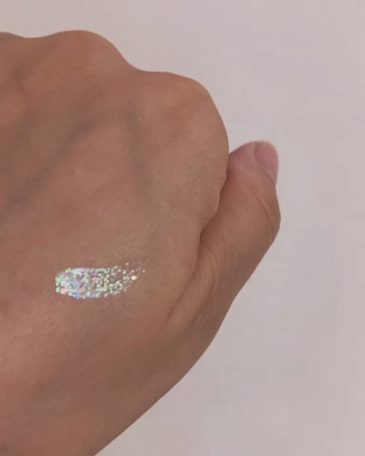 リキッドグリッターシャドウ 星河/LEPOREM/グリッターを使ったクチコミ（2枚目）