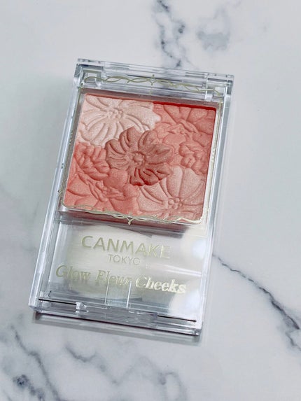 グロウフルールチークス/キャンメイク/パウダーチークの人気ショート動画