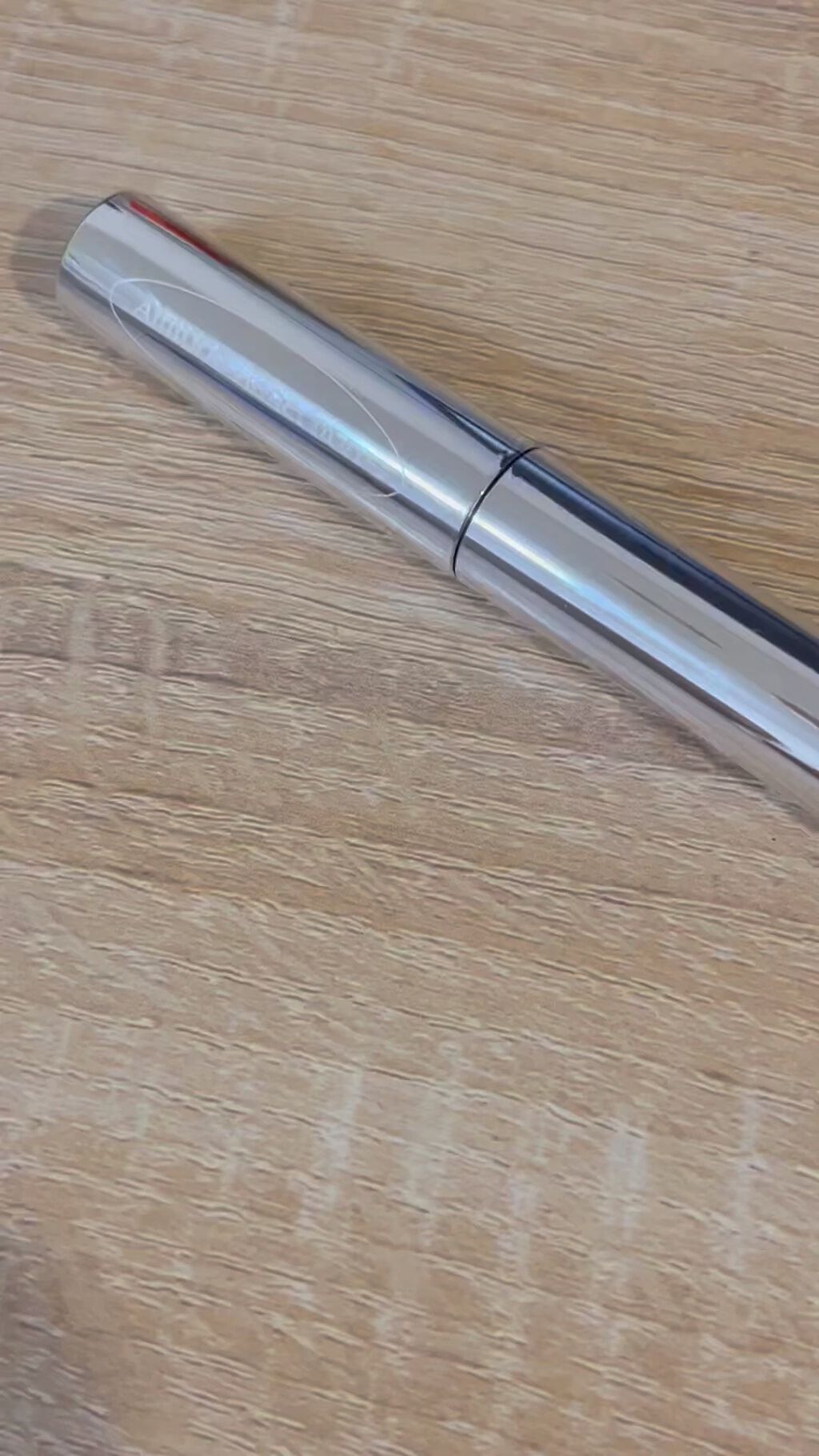 アイラッシュリバイタライジングセラム /Dear.A/まつげ美容液の動画クチコミ1つ目