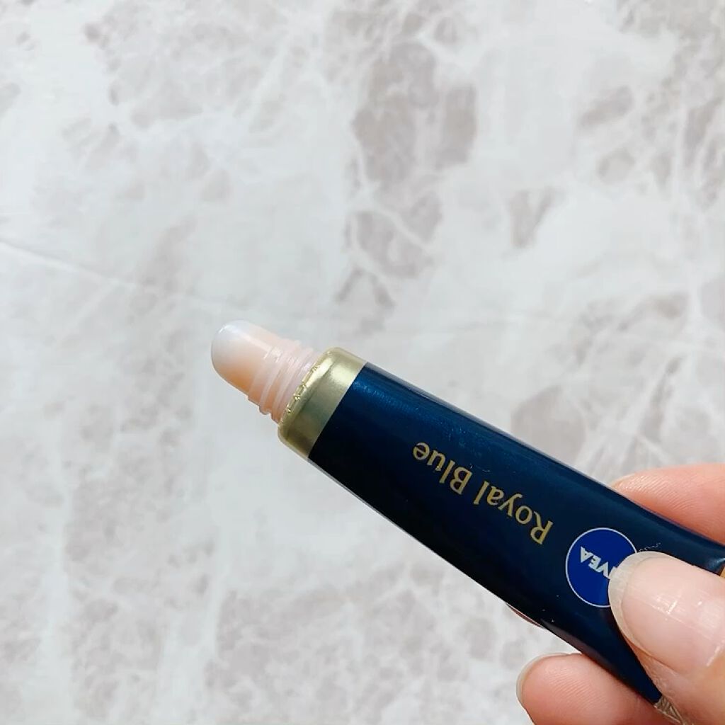 ニベア　ロイヤルブルーリップ　濃密美容ケア/ニベア/リップ美容液を使ったクチコミ（2枚目）