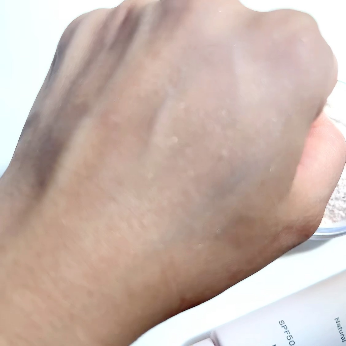 スピードフィニッシュ セラム BB ナチュラル/ESPRIQUE/BBクリームの動画クチコミ2つ目
